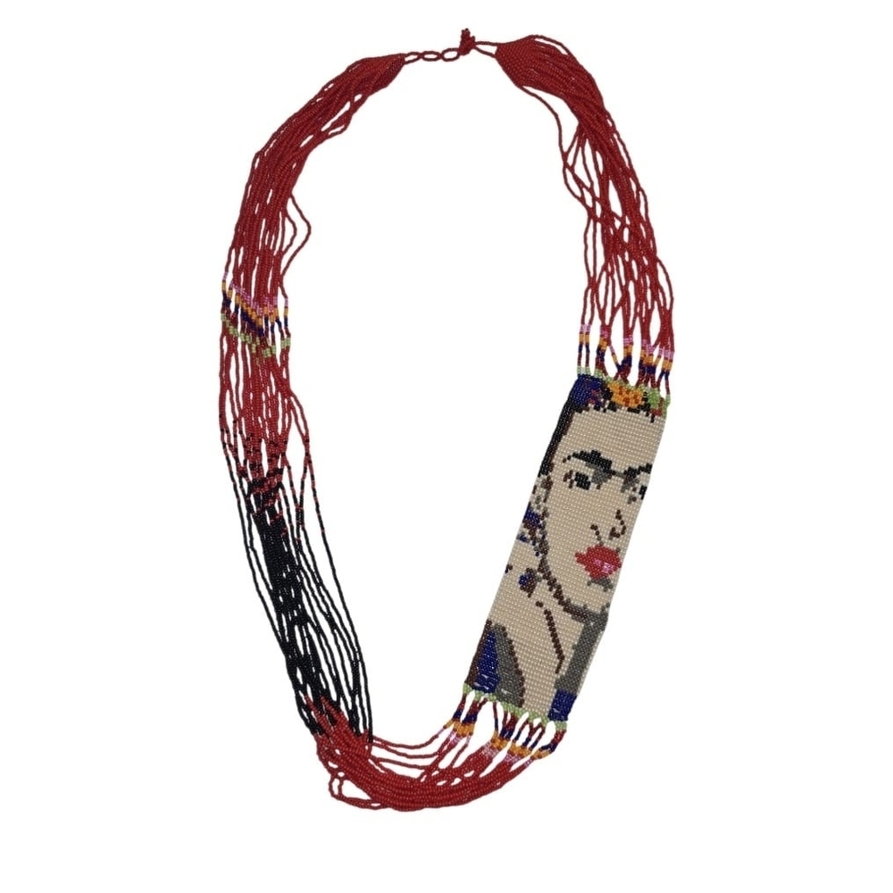 Multicolor Beaded Necklace with Artistic Design